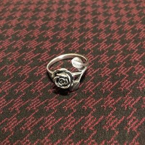 James Avery rose ring